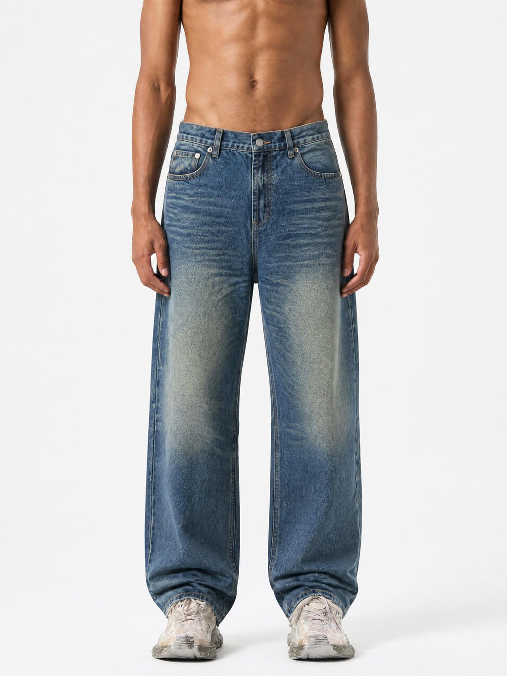 MB0033 - Men’s Vintage Wash Wide Leg Jeans
