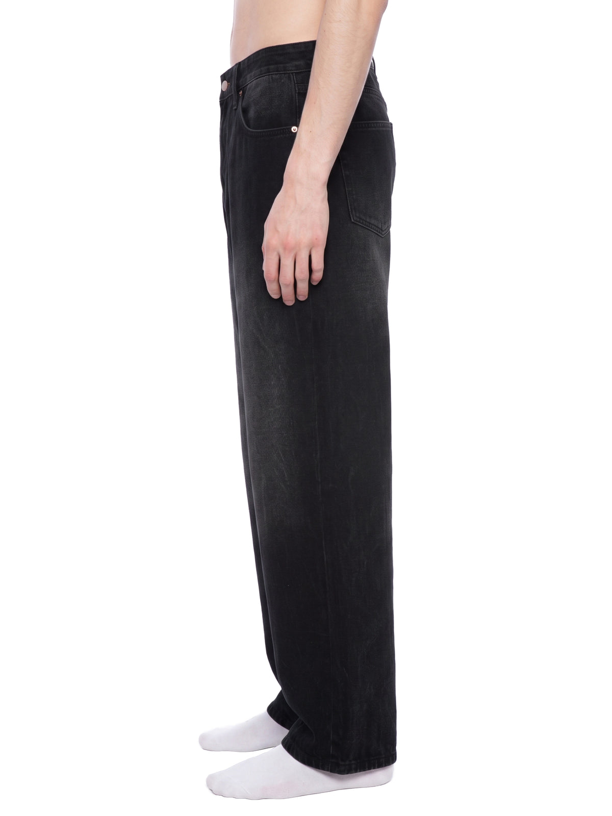 MB0032 - Men's Vintage Wash Wide Leg Jeans