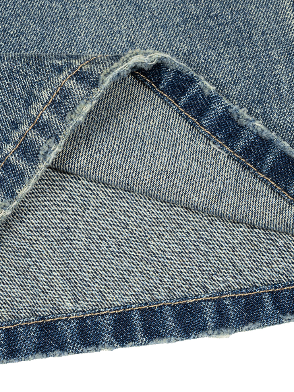 MB0033 - Men’s Vintage Wash Wide Leg Jeans