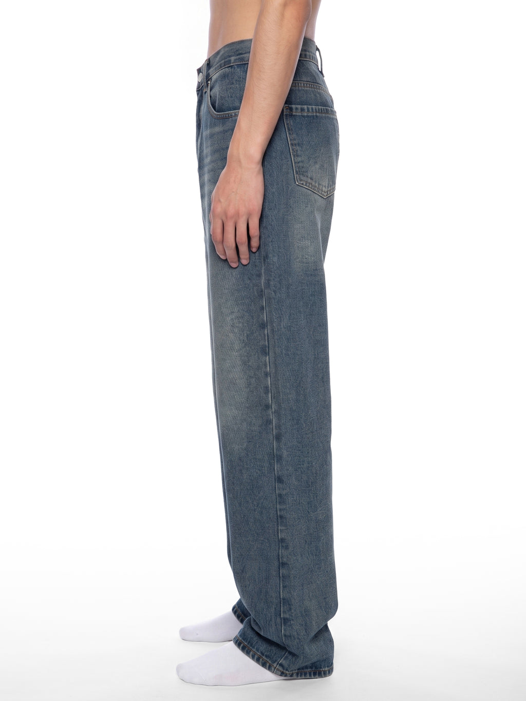 MB0037 - Men’s Vintage Wash Straight Leg Denim Jeans